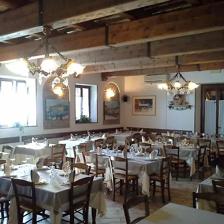 Alloggio per agriturismo Agriturismo La Grotta