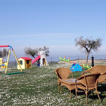 Alloggio per agriturismo Agriturismo La Grotta *